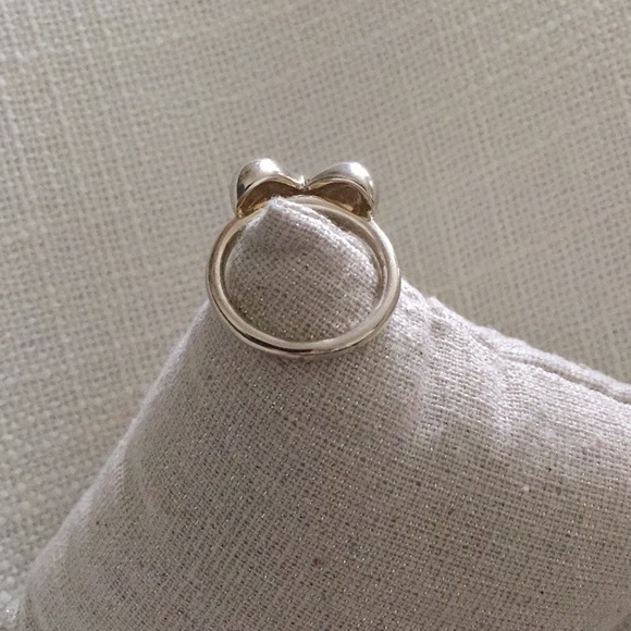 Heart Shaped Sterling Silver Ring - Picture 2 of 3